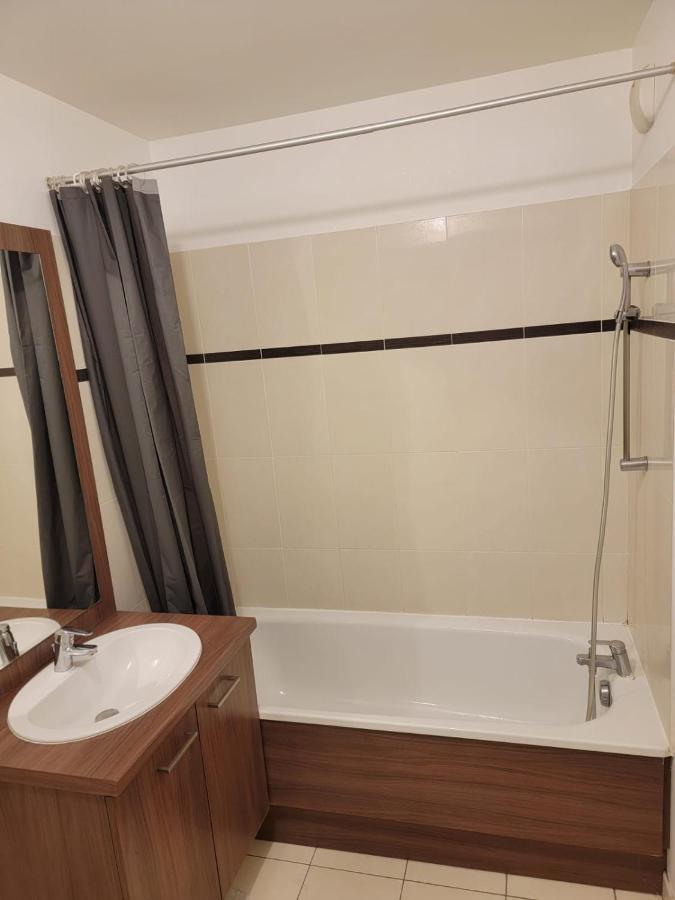 Boissy Gare Rer A Appartement 1 A 3 Chambres Au Choix المظهر الخارجي الصورة