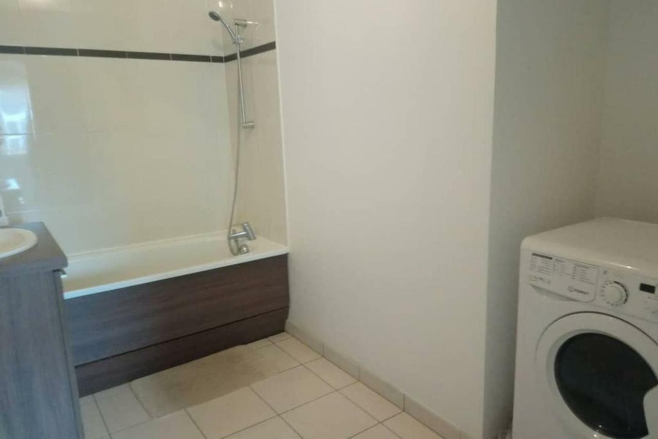 Boissy Gare Rer A Appartement 1 A 3 Chambres Au Choix المظهر الخارجي الصورة